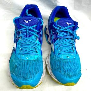ASIC Wave inspire 14 low top sneakers ladies sz 9